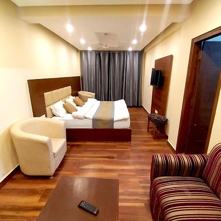 Hotel Samrat, Mussoorie Εξωτερικό φωτογραφία