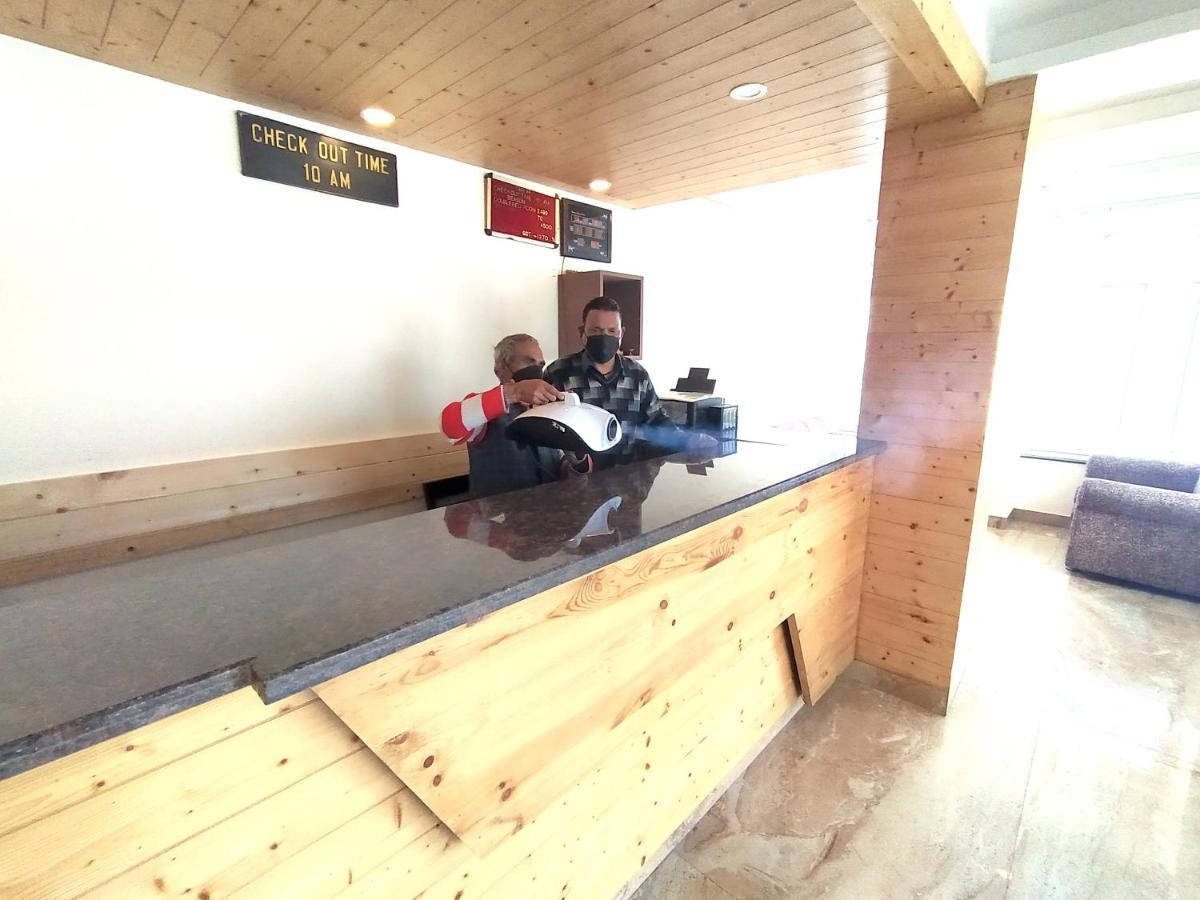 Hotel Samrat, Mussoorie Εξωτερικό φωτογραφία