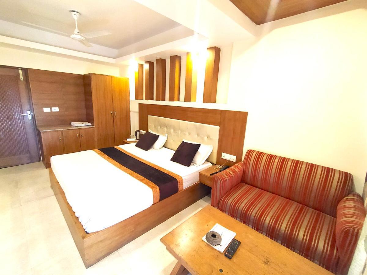 Hotel Samrat, Mussoorie Εξωτερικό φωτογραφία