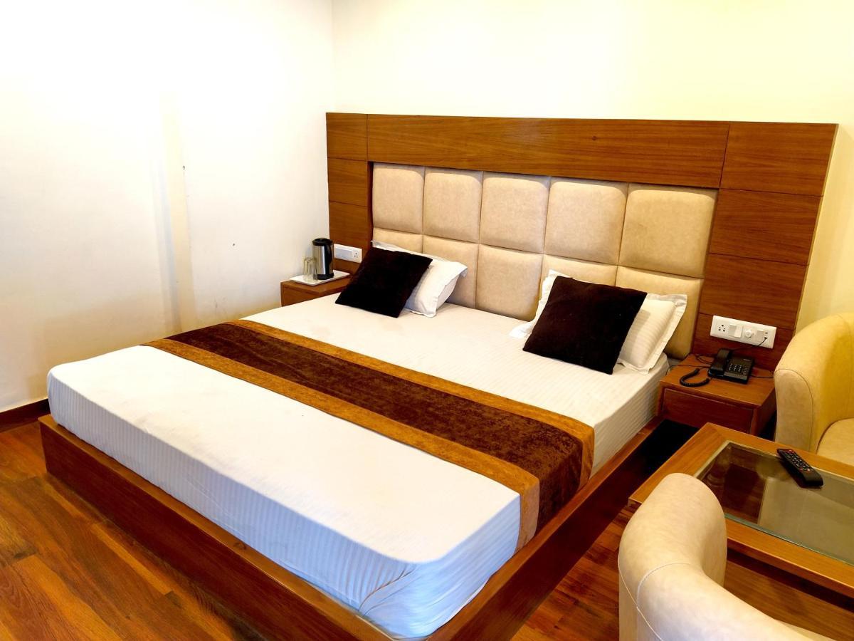 Hotel Samrat, Mussoorie Εξωτερικό φωτογραφία