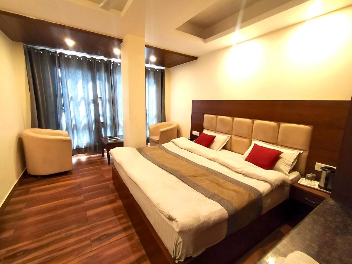 Hotel Samrat, Mussoorie Εξωτερικό φωτογραφία